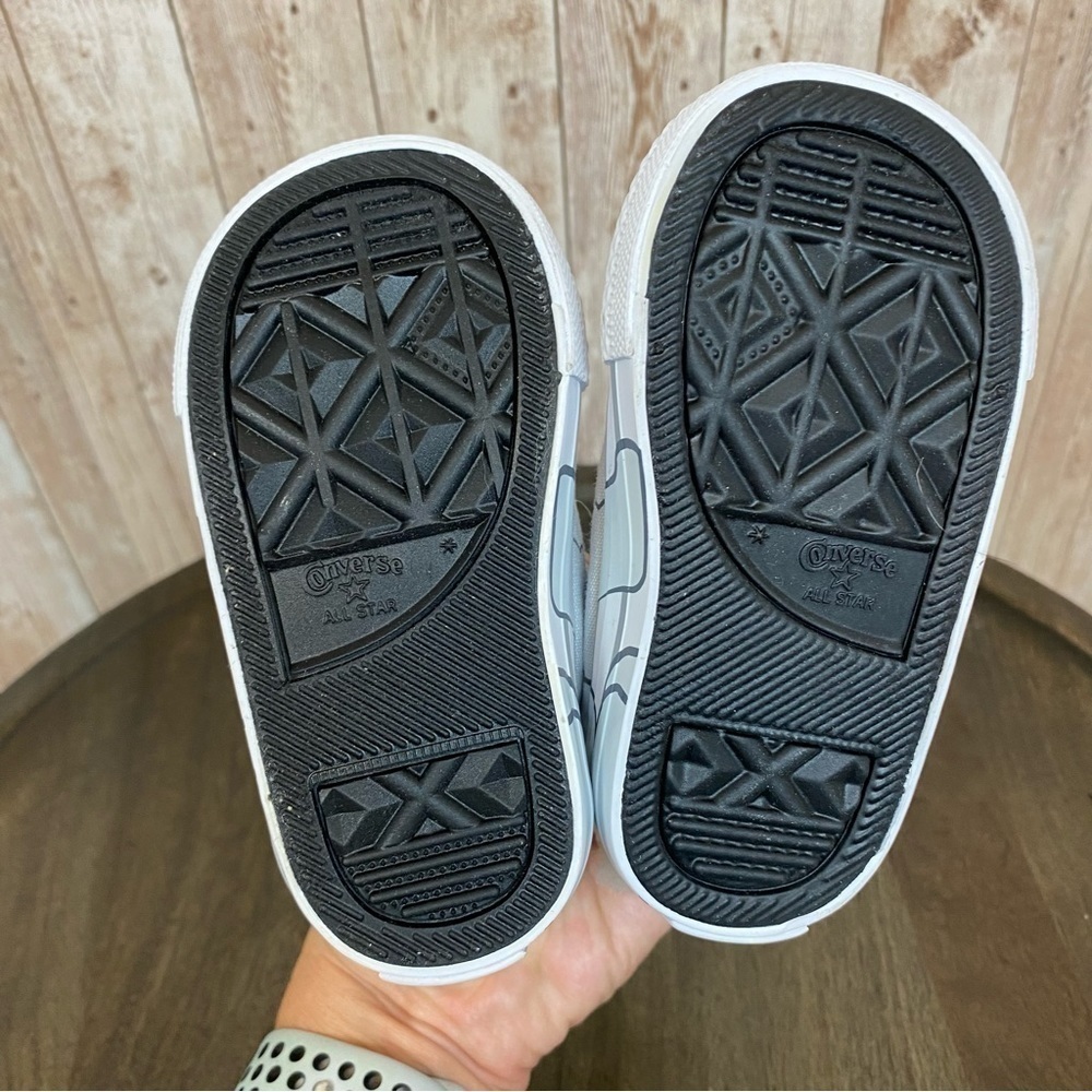 Converse CTAS Creatures Ox Rabbit Sneakers Size 4 Infant - Picture 6 of 11